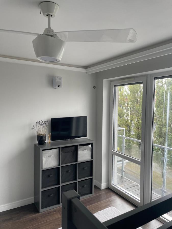 3Bedroom Smarthome Apartment Жельона Гора Екстериор снимка