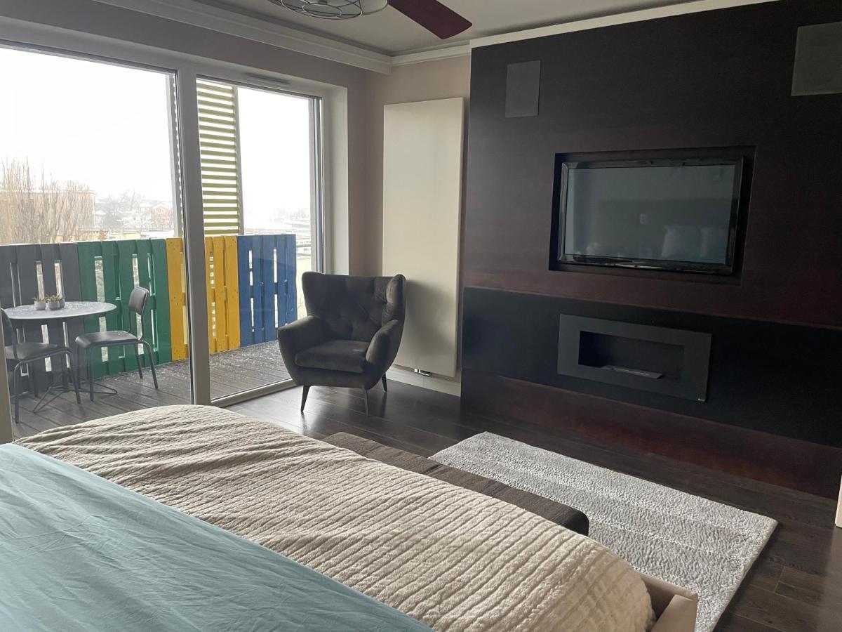 3Bedroom Smarthome Apartment Жельона Гора Екстериор снимка