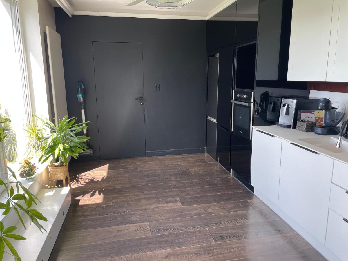 3Bedroom Smarthome Apartment Жельона Гора Екстериор снимка